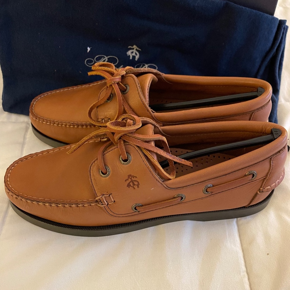 BRAND NEW BROOKS BROTHERS boat shoes.